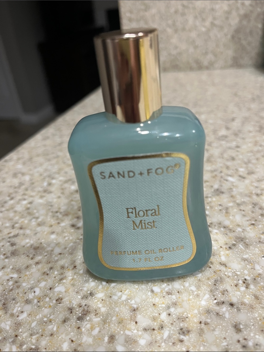 SAND+FOG Floral Mist Body Oil Roller - Blue